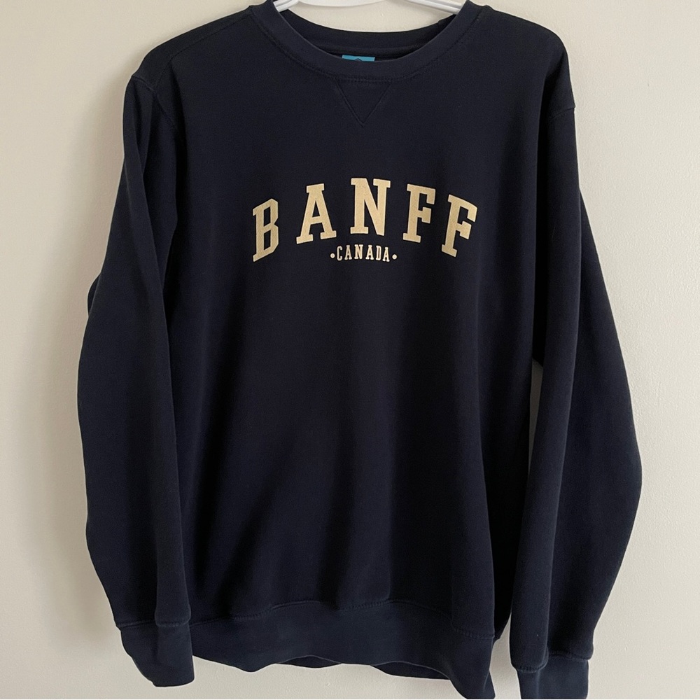 Banff Canada Navy Crewneck Sweater Small